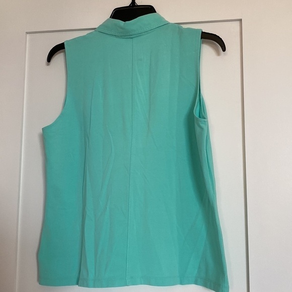 Talbots teal and white collared sleeveless shirt. Snap front closure. Large
C - Picture 5 of 7